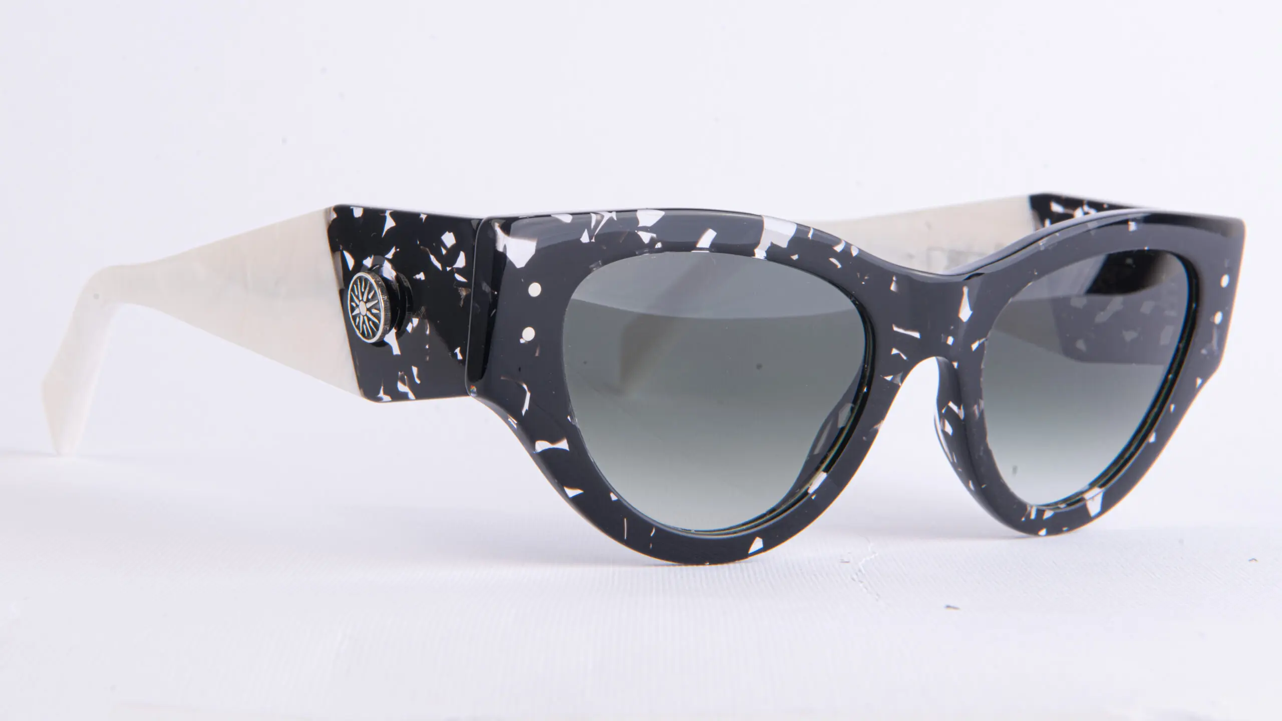 Taormina Eyewear Modello: G06