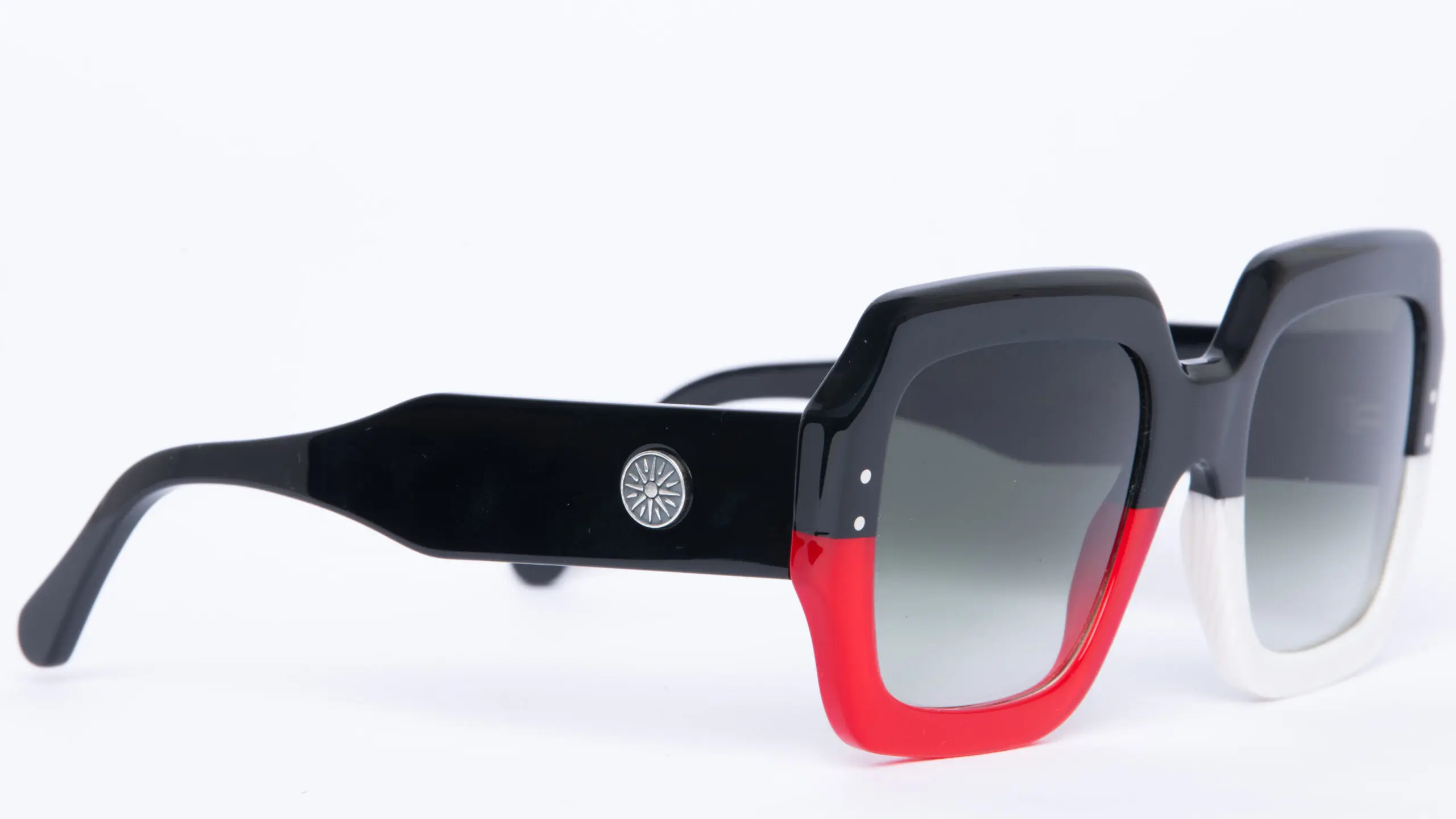 Taormina Eyewear Modello: Piazza Duomo